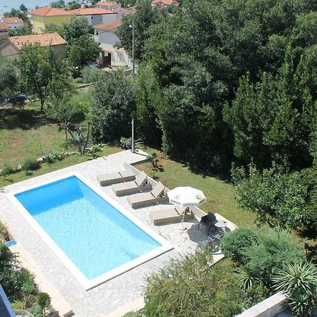 Apartman Lavandin Cizici Exterior foto