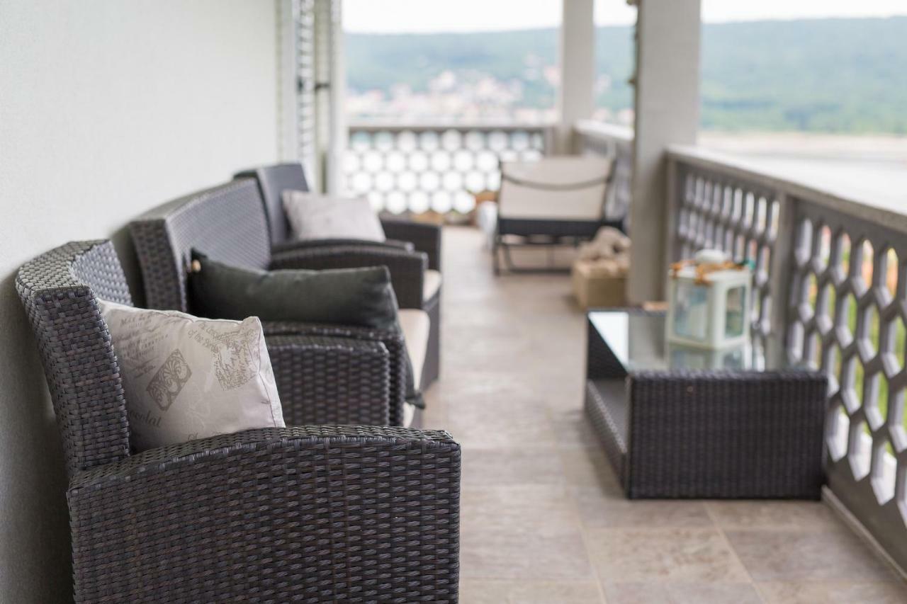 Apartman Lavandin Cizici Exterior foto